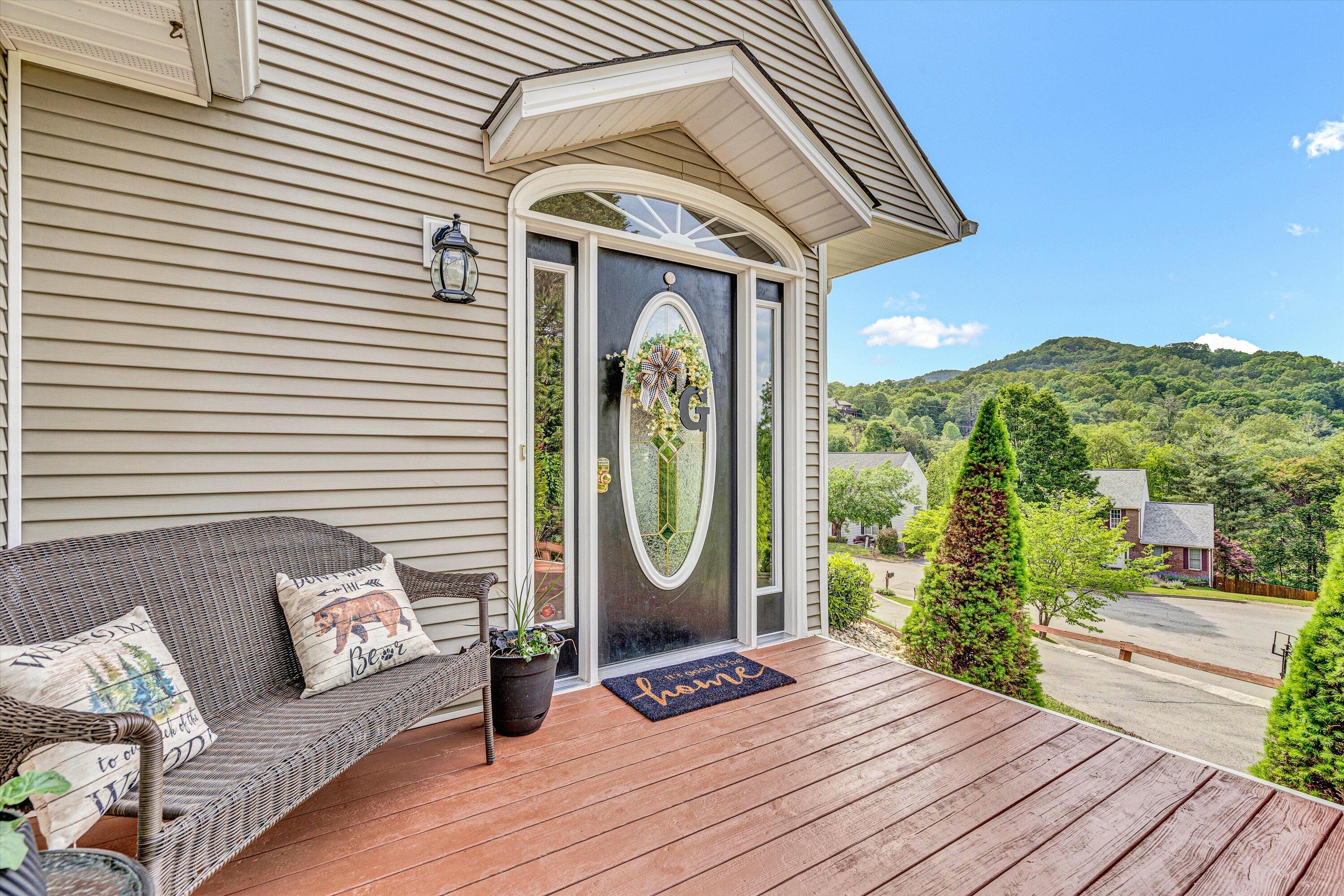 5719 Spring Meadow Ct, Roanoke, Virginia image 4