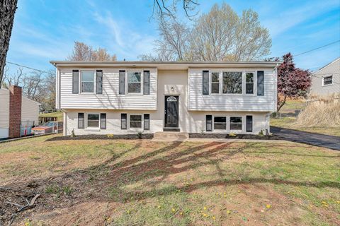 Homes For Sale - 736 Ramada Rd<br/> Vinton, VA 24179