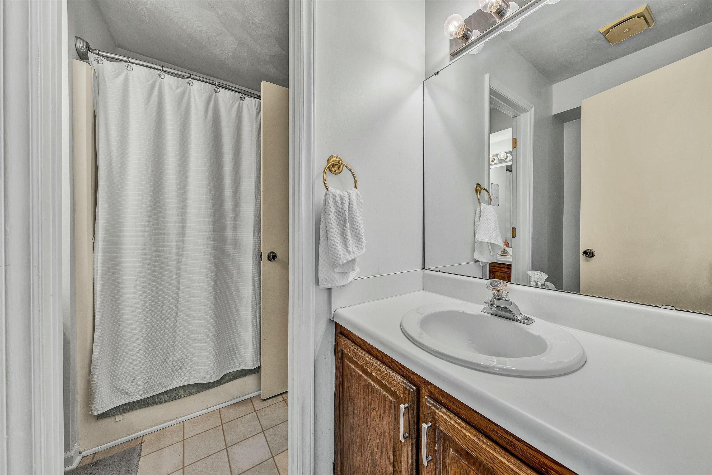 2434 Post Oak Rd, Salem, Virginia image 13