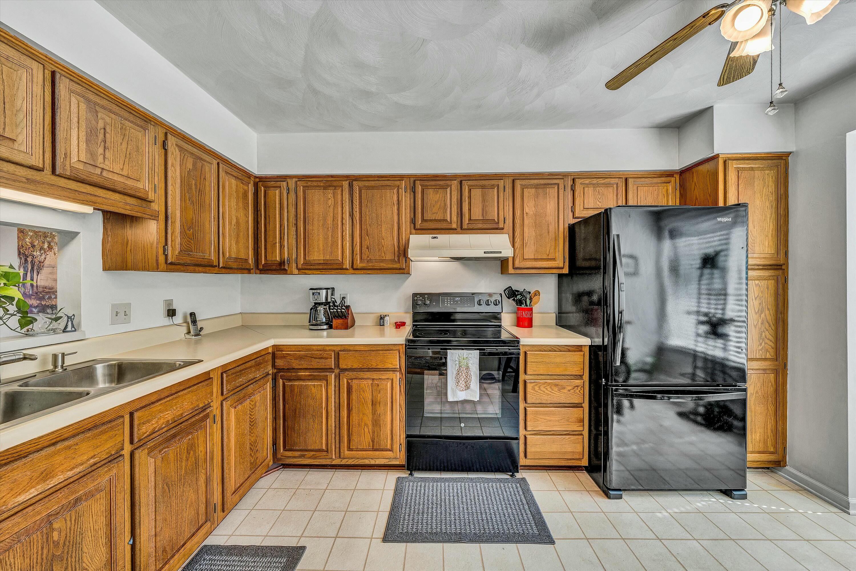 2434 Post Oak Rd, Salem, Virginia image 5