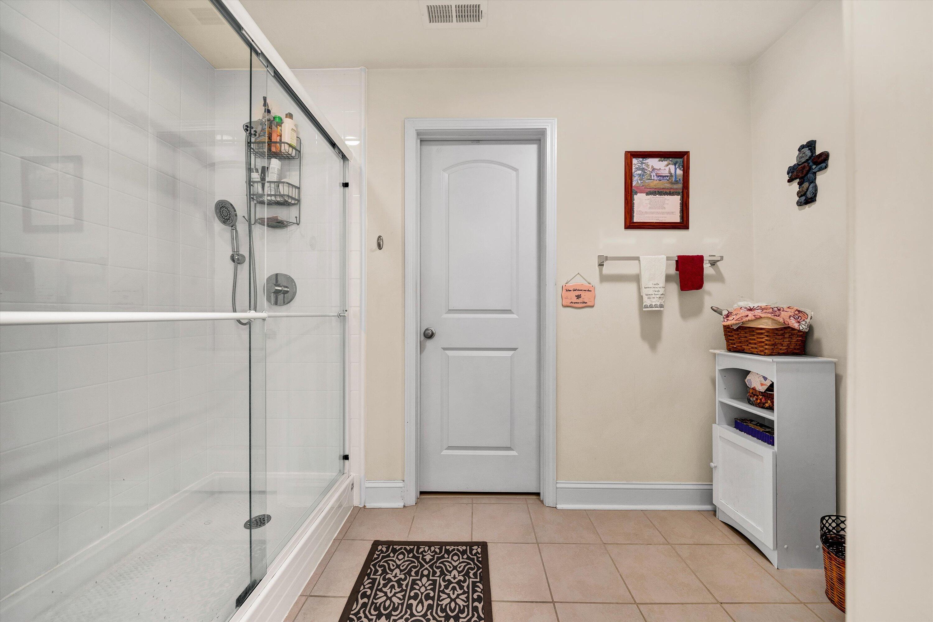 4210 Hannah Belle Way, Roanoke, Virginia image 18