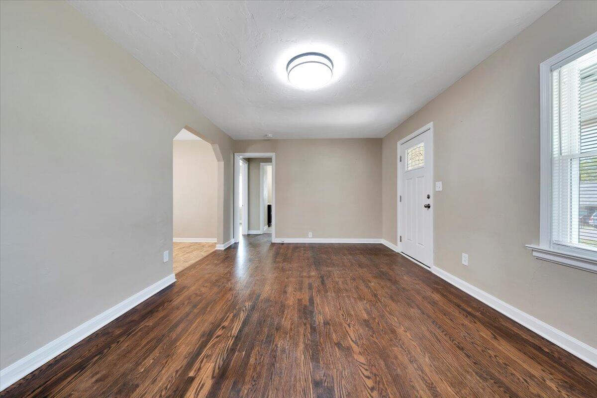 1033 Hunt Ave, Roanoke, Virginia image 6