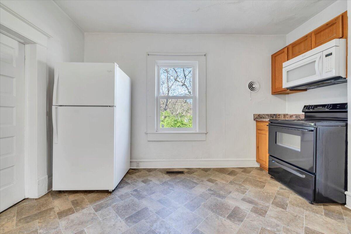 1117 Tompkins Ave, Roanoke, Virginia image 17