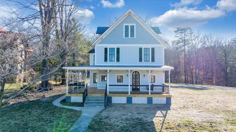 Homes For Sale - 154 Mitchell Dr<br/> Craig County, New Castle, VA 24127