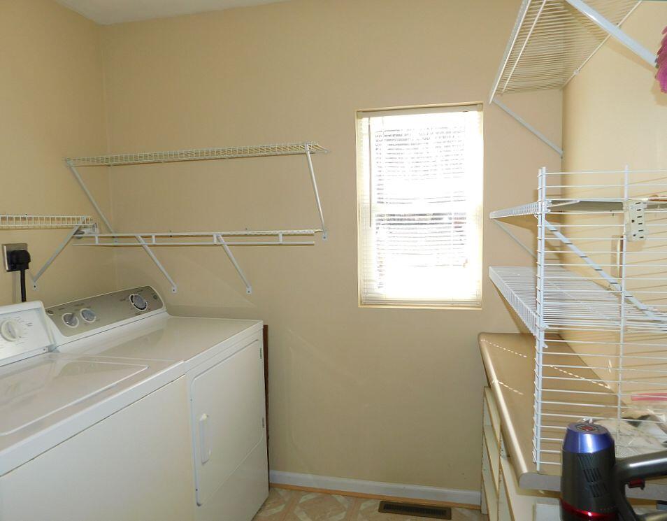 1831 Fareham Rd, Roanoke, Virginia image 25