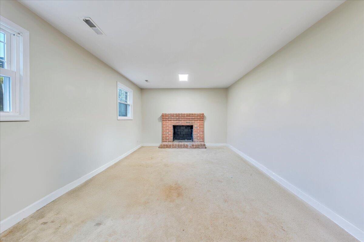 1048 Grove Ln, Roanoke, Virginia image 14