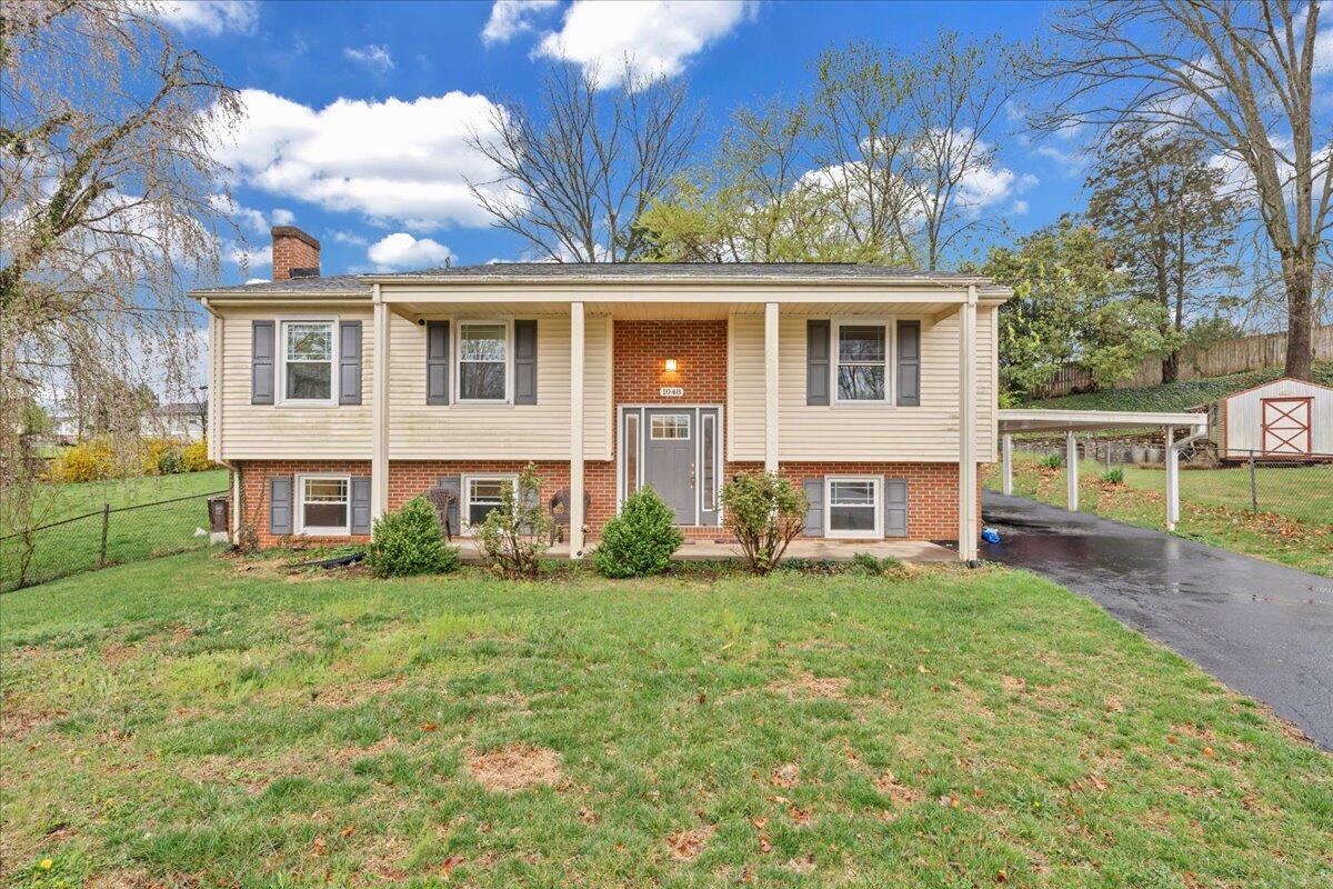 1048 Grove Ln, Roanoke, Virginia image 1