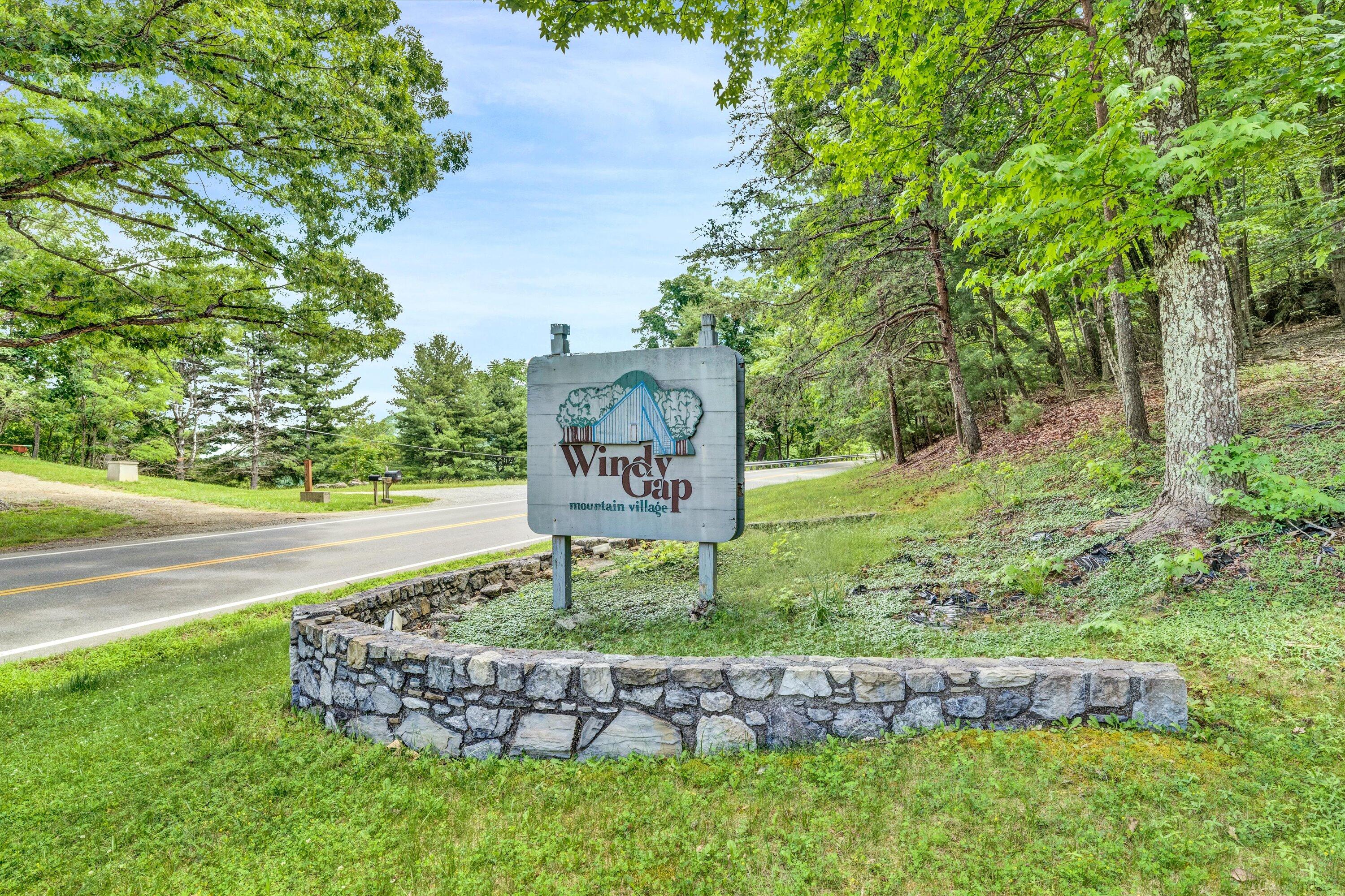 Windridge Pkwy, Roanoke, Virginia image 2