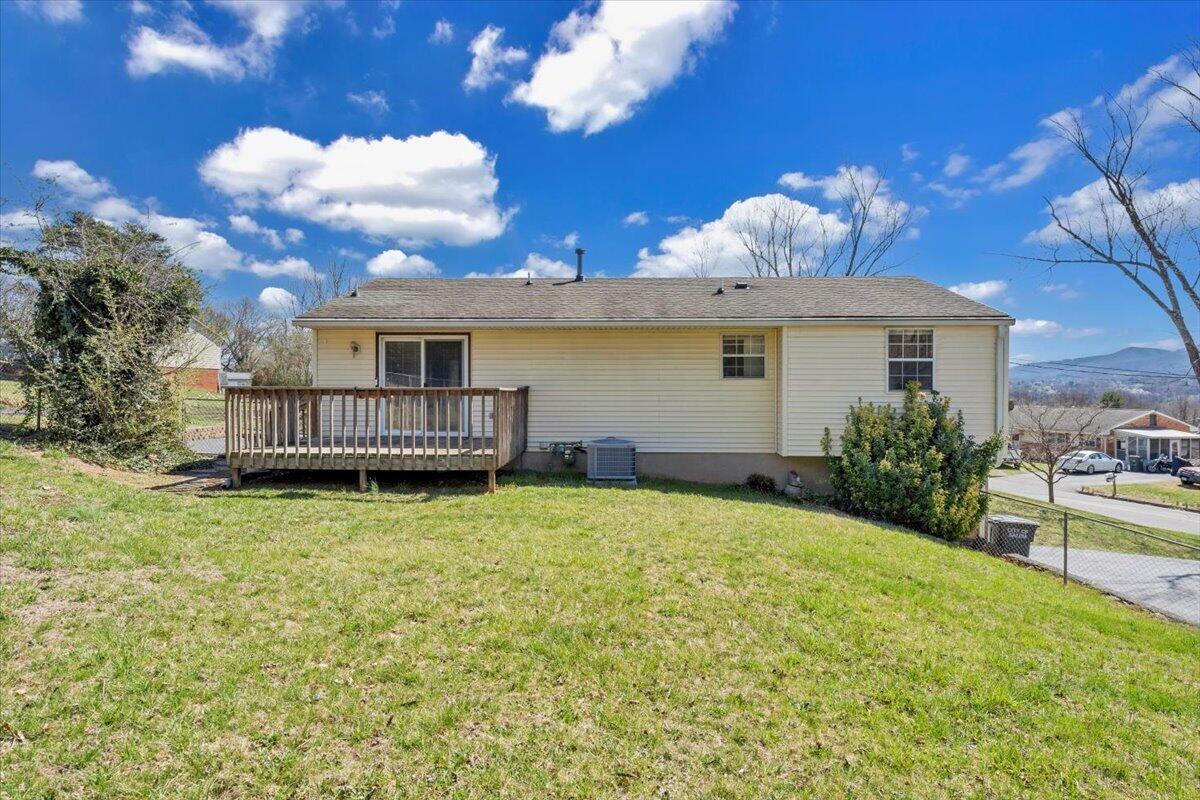 1547 Poplar Ave, Salem, Virginia image 34