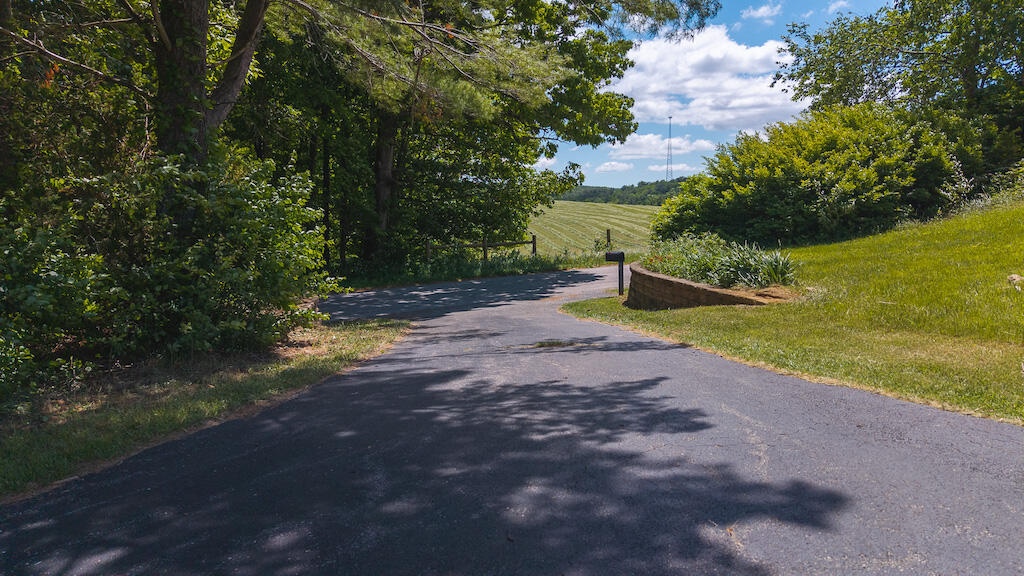 1978 Laurel Creek Rd, Pilot, Virginia image 8