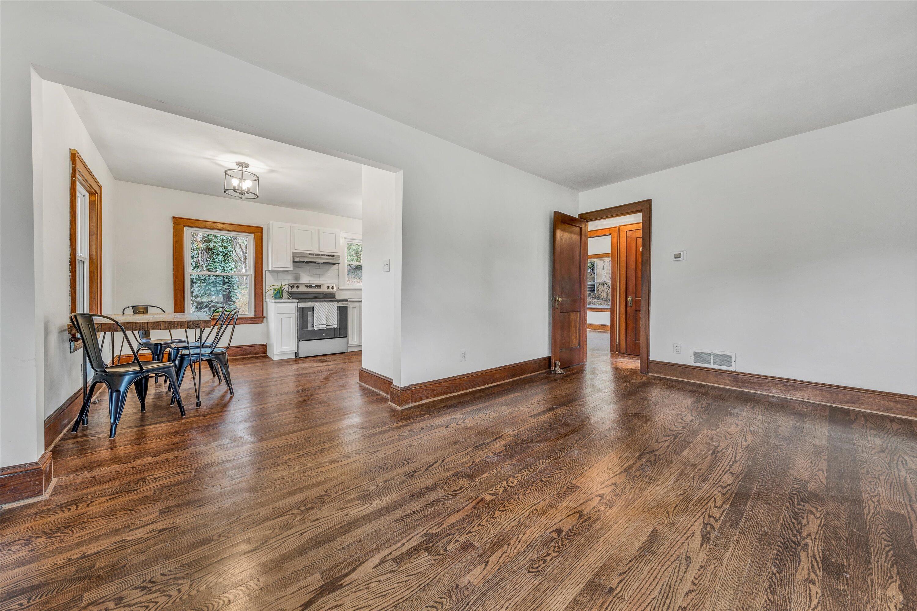1927 Langdon Rd, Roanoke, Virginia image 4