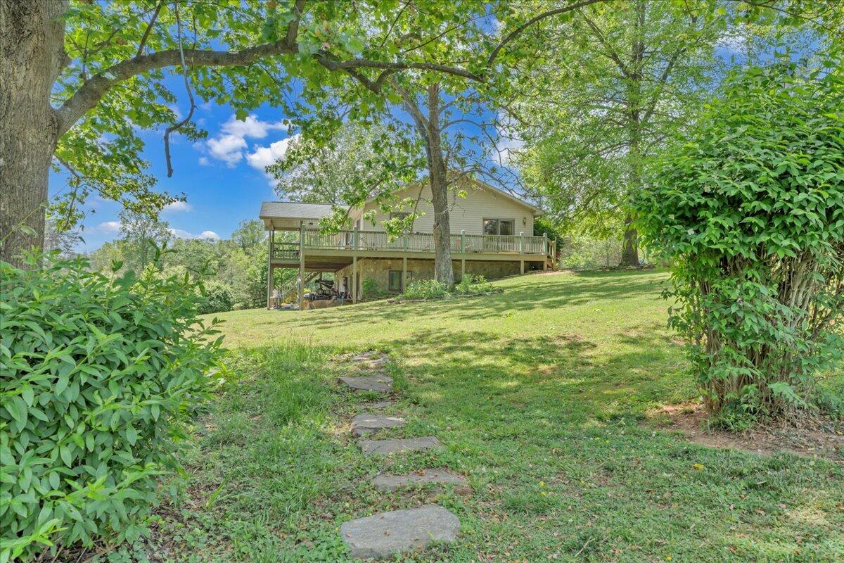 1296 Emerald Valley Way, Huddleston, Virginia image 33