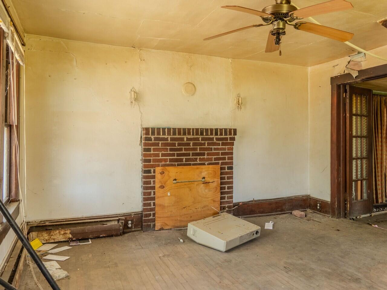 216 Chapman St, Salem, Virginia image 2