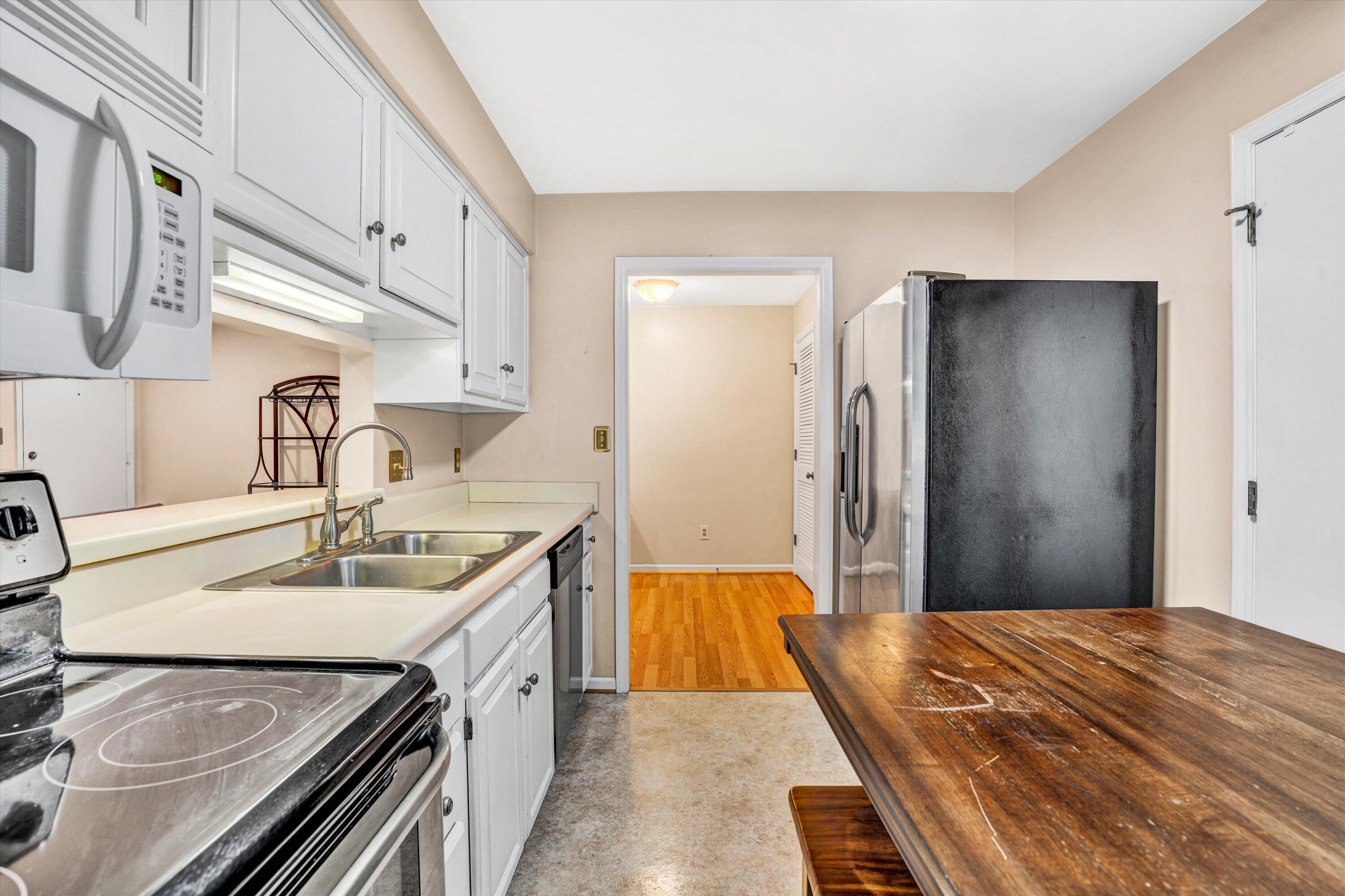 2501 Gatehouse Ln, Salem, Virginia image 12