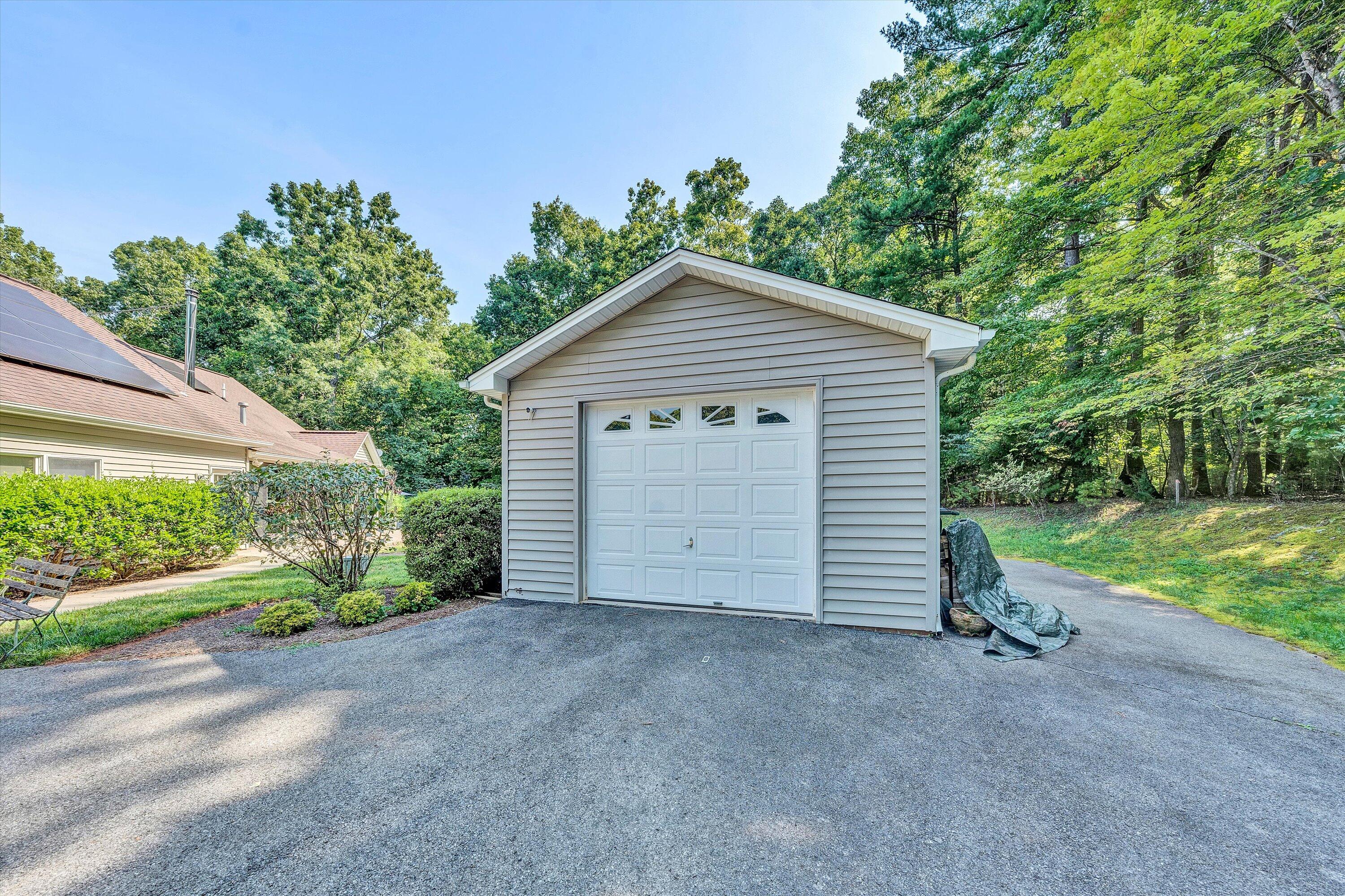 635 Miriam Hill Dr, Rocky Mount, Virginia image 46
