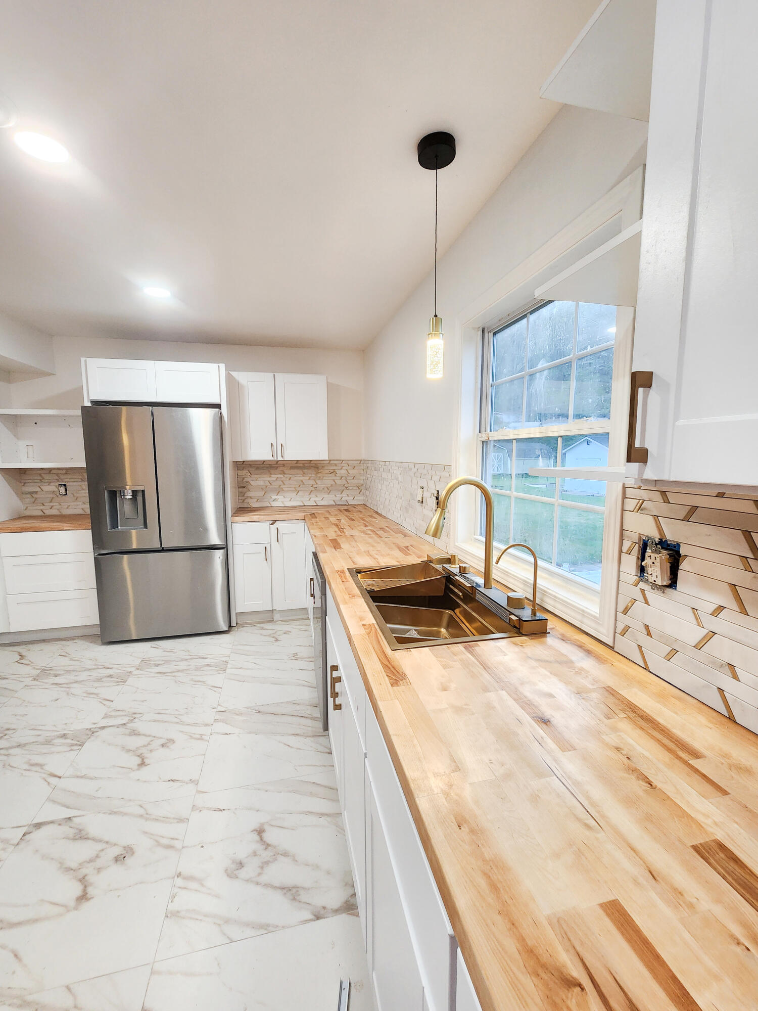 513 Brentwood Dr, Covington, Virginia image 3