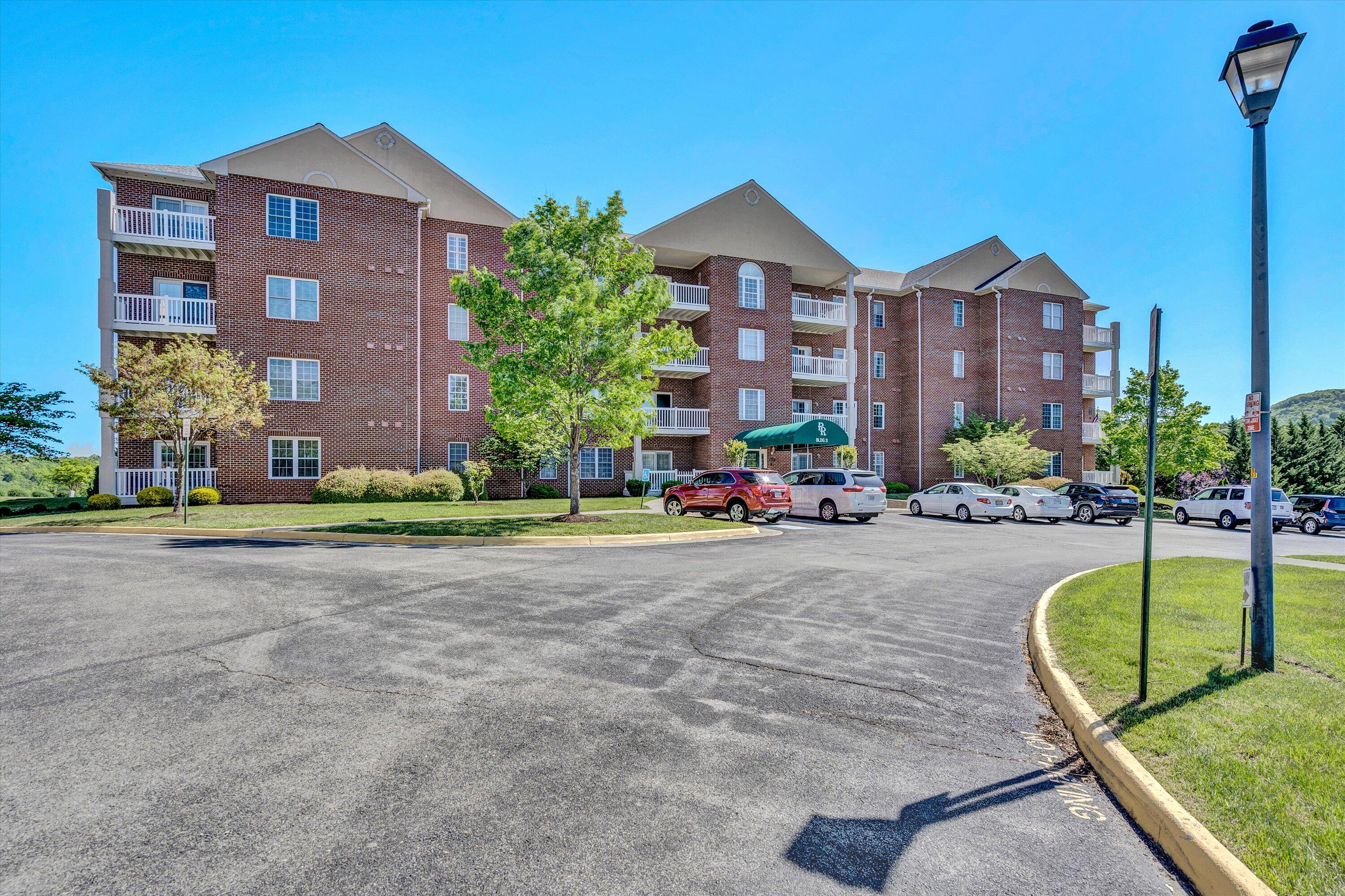 4444 Pheasant Ridge Rd #206, Roanoke, Virginia image 5