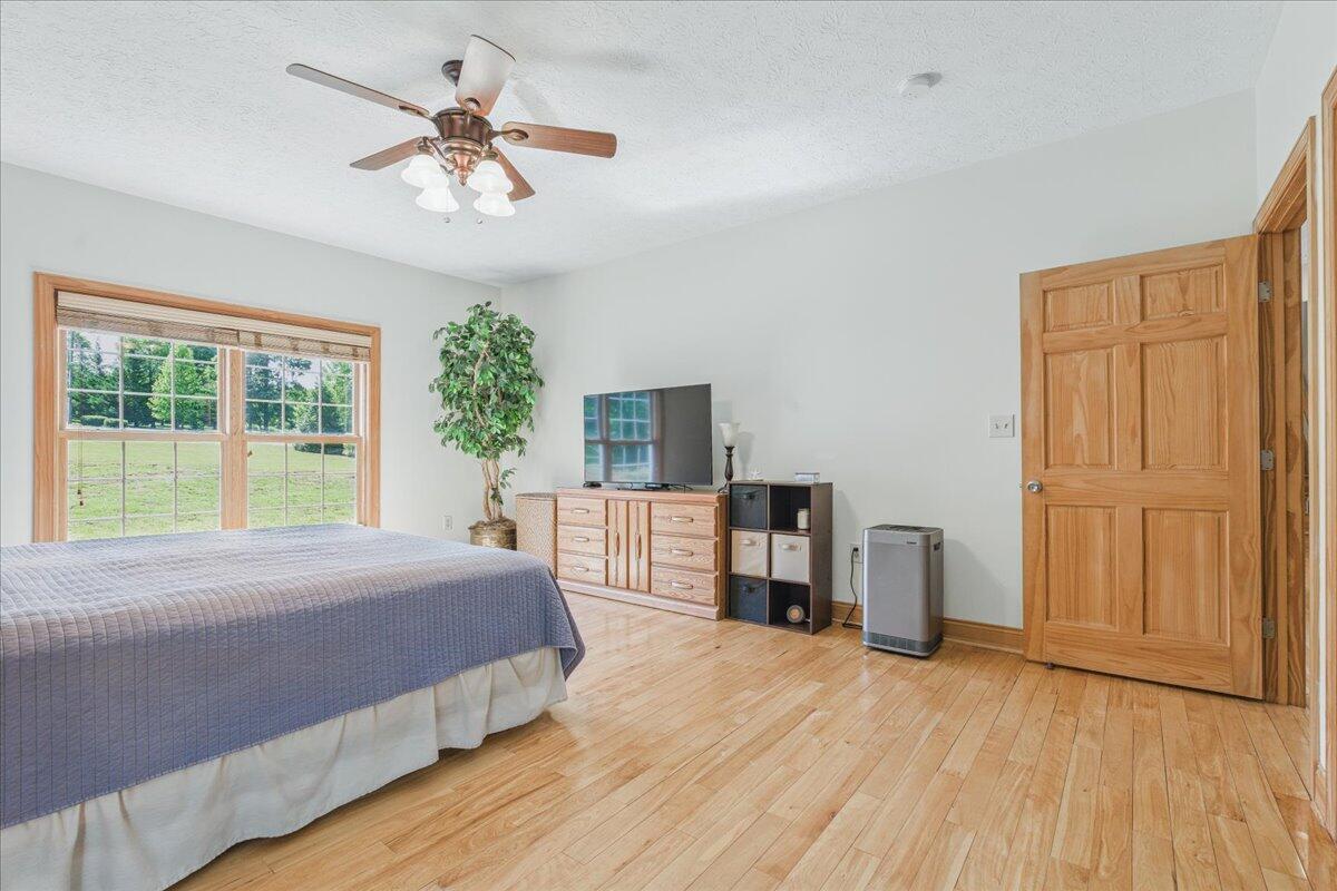 274 Ernest Dr, Wirtz, Virginia image 27