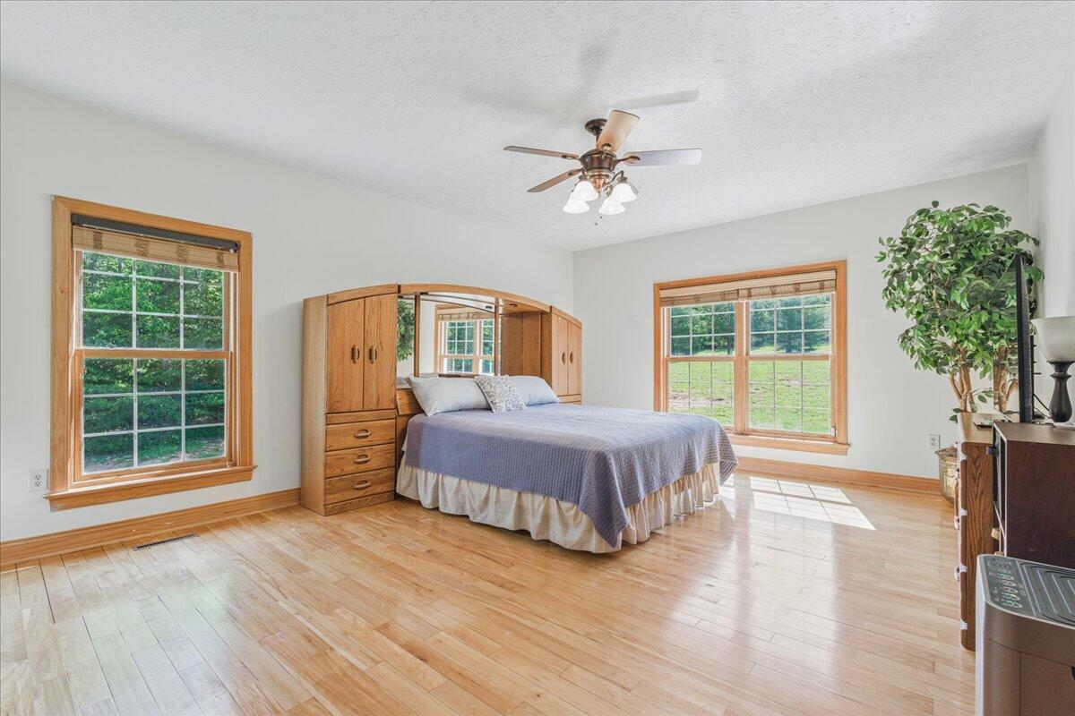 274 Ernest Dr, Wirtz, Virginia image 25