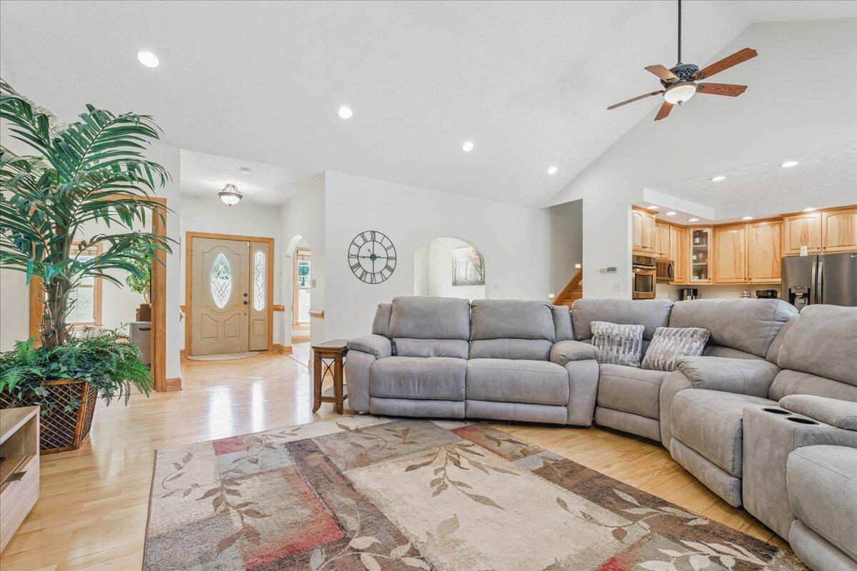 274 Ernest Dr, Wirtz, Virginia image 8