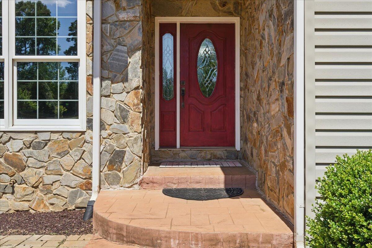 274 Ernest Dr, Wirtz, Virginia image 3