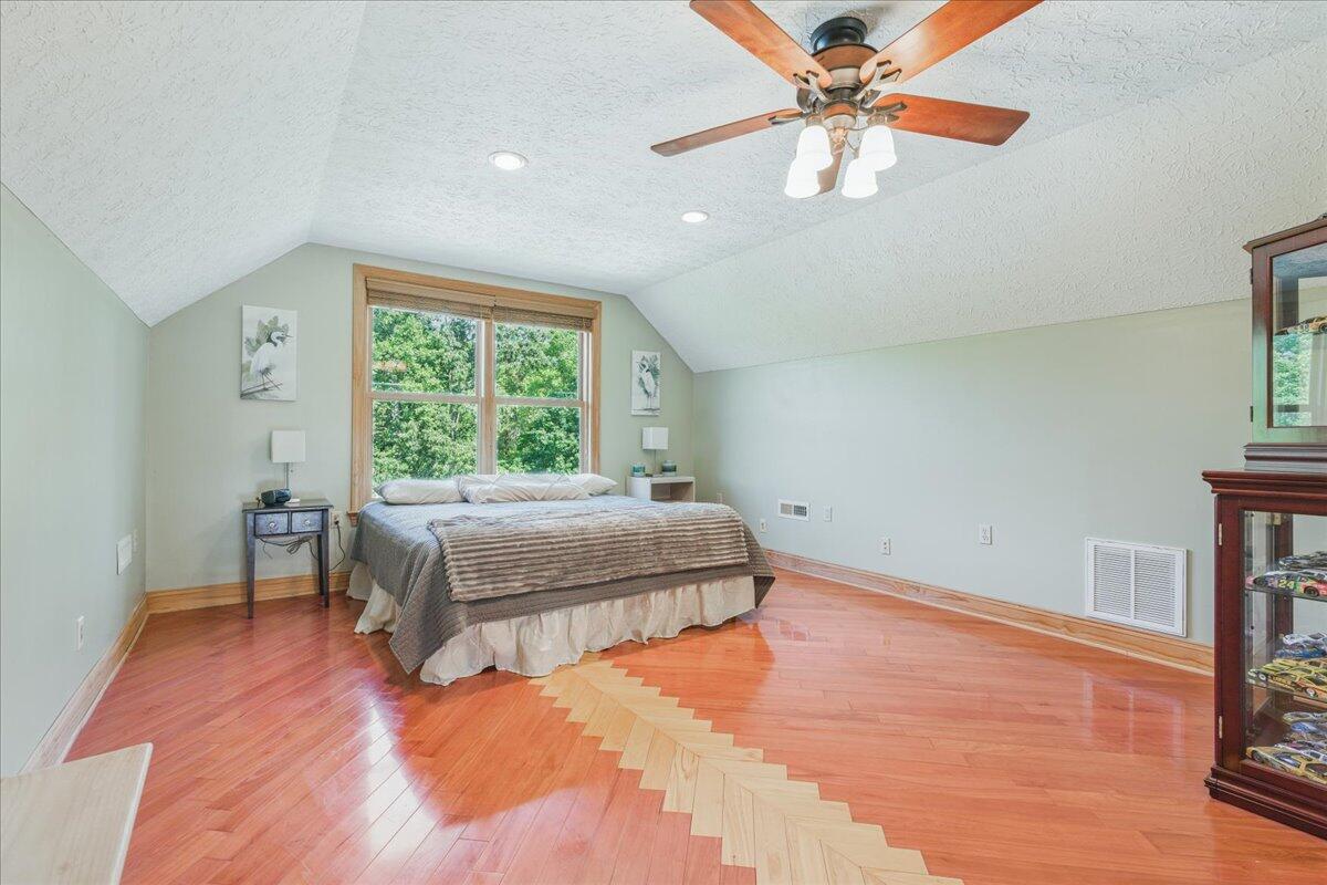 274 Ernest Dr, Wirtz, Virginia image 38