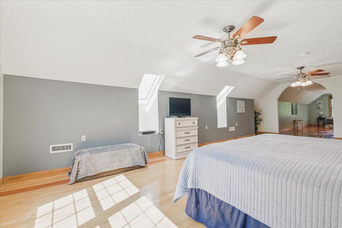 274 Ernest Dr, Wirtz, Virginia image 36