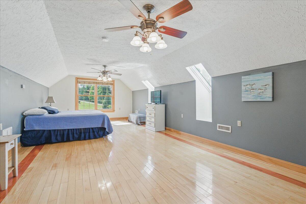 274 Ernest Dr, Wirtz, Virginia image 32