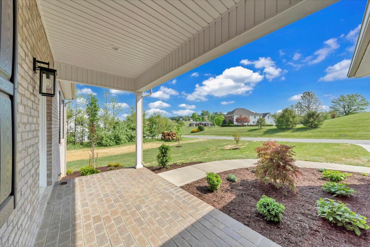 447 Hollymeade Ln, Daleville, Virginia image 4