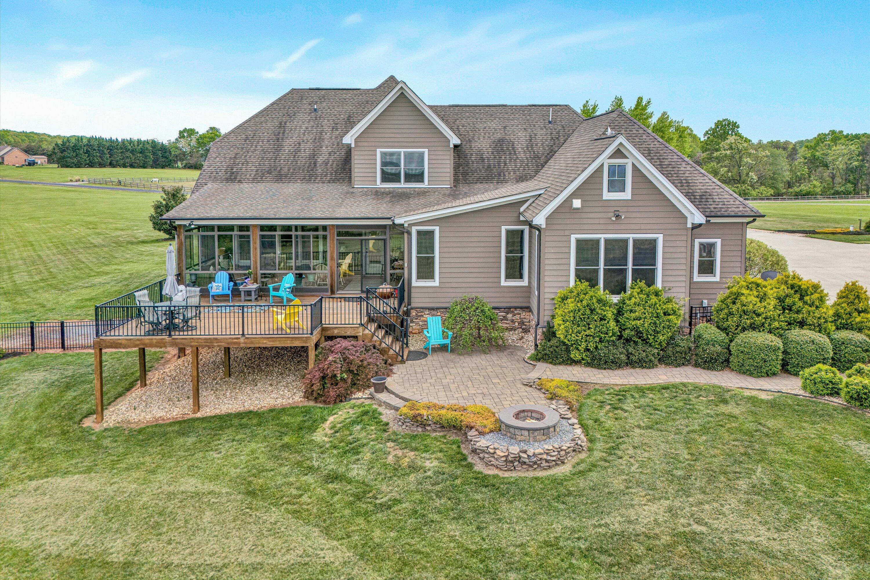 Bedford, Virginia 24523, United States, 5 Bedrooms Bedrooms, ,6 BathroomsBathrooms,Residential,Active,114474