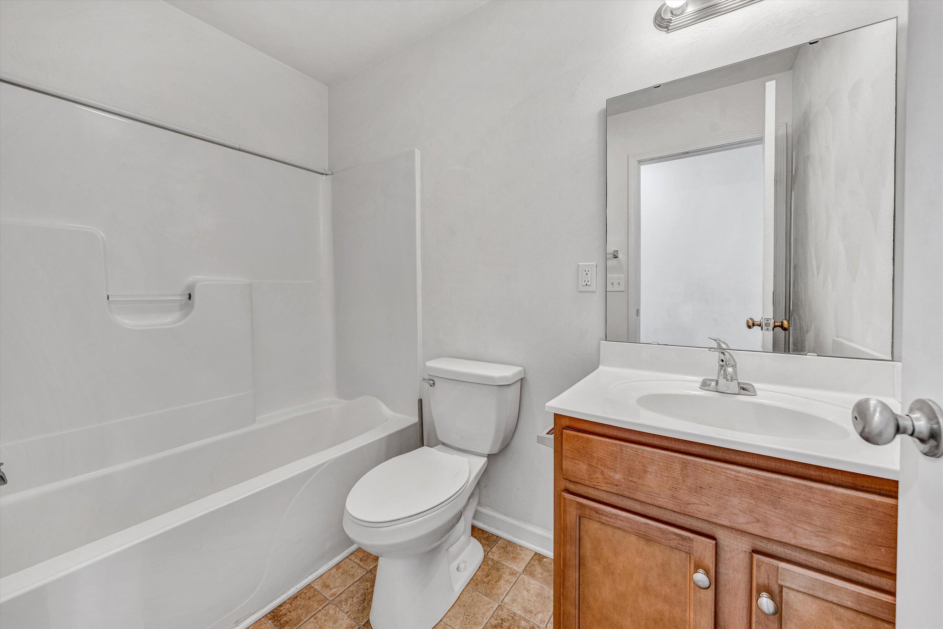 6806 Village Green Dr, Roanoke, Ohio image 13