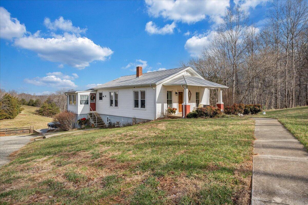 1045 Northridge Rd, Hardy, Virginia image 3