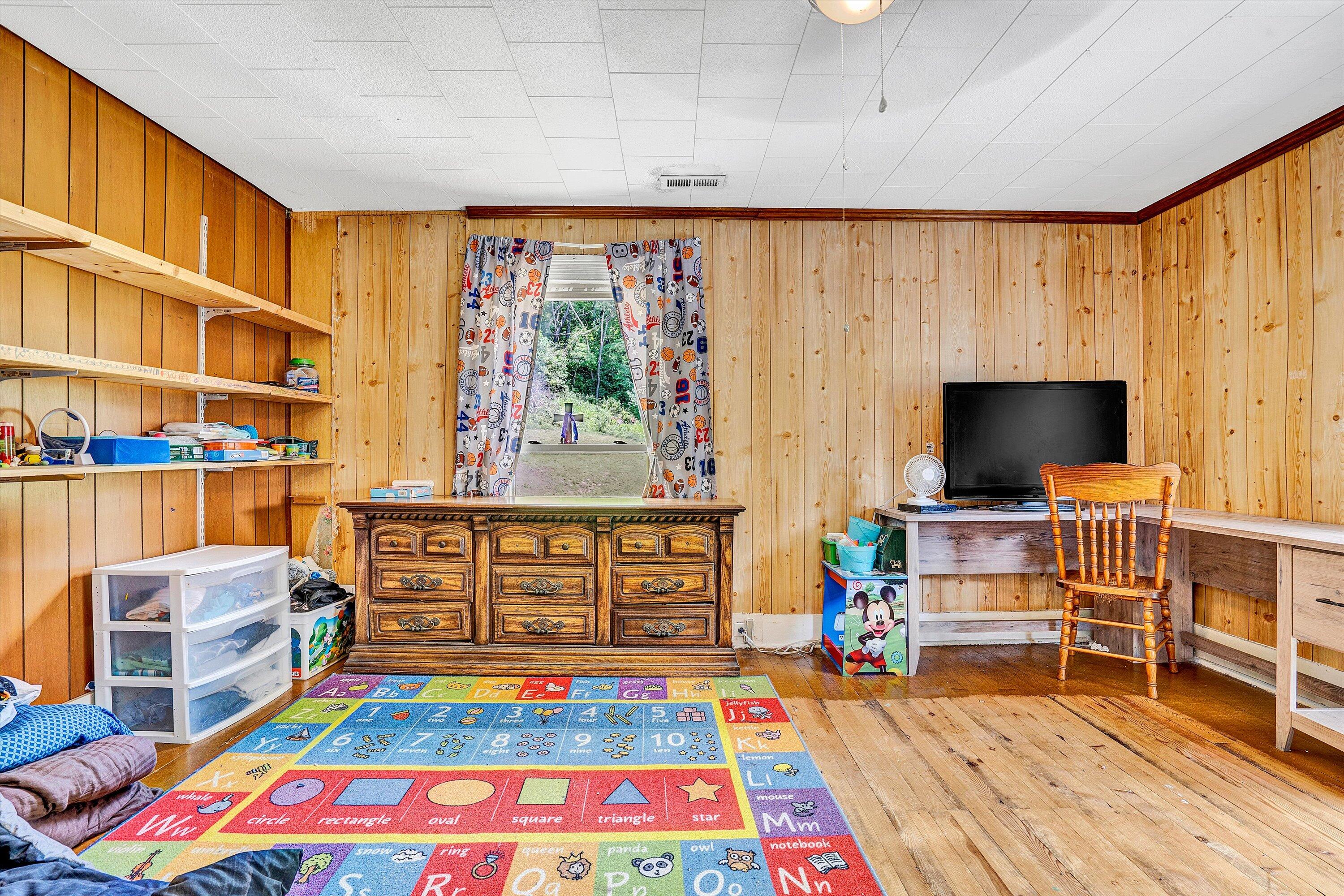 131 Indian Ln, Eagle Rock, Virginia image 20
