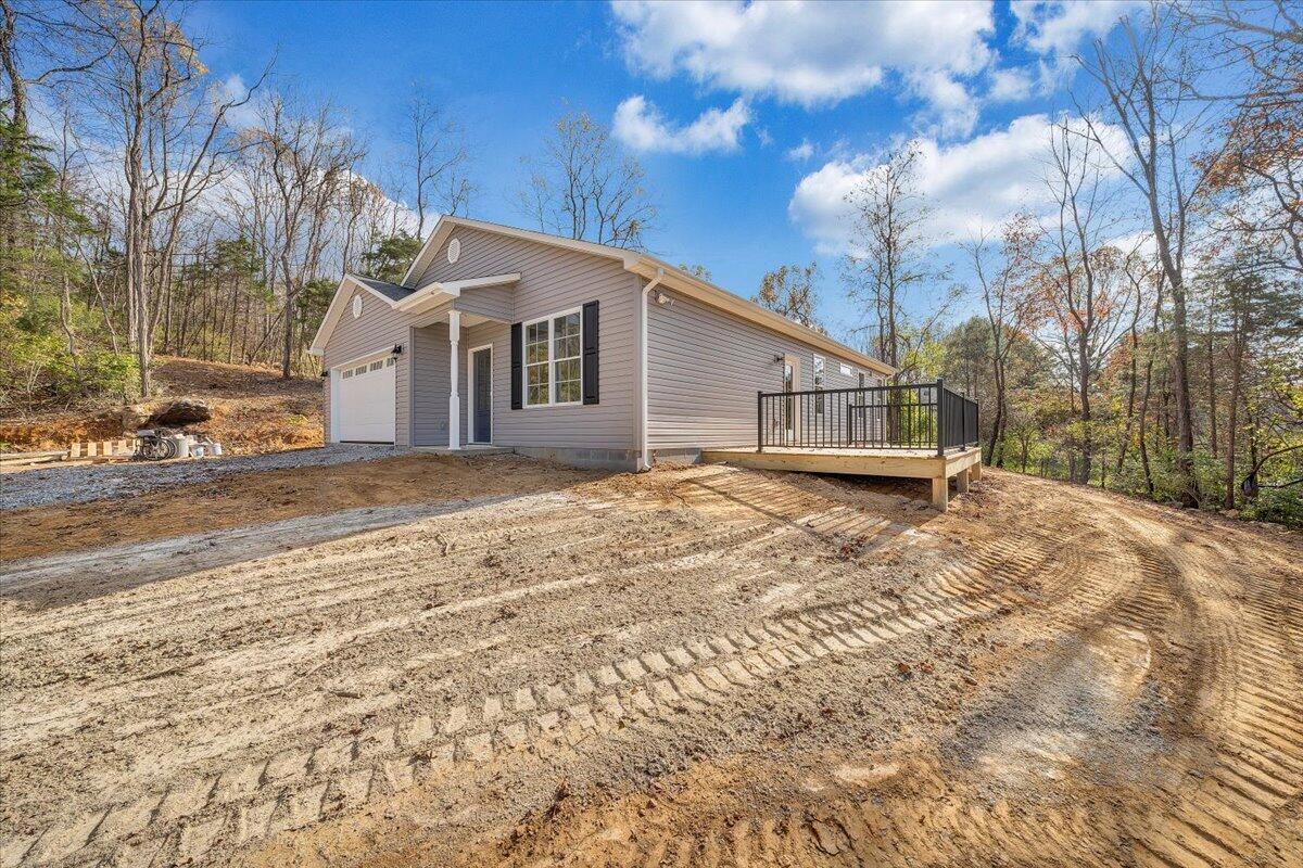 390 Gravel Hill Rd, Troutville, Virginia image 23