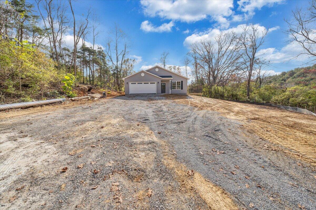 390 Gravel Hill Rd, Troutville, Virginia image 25