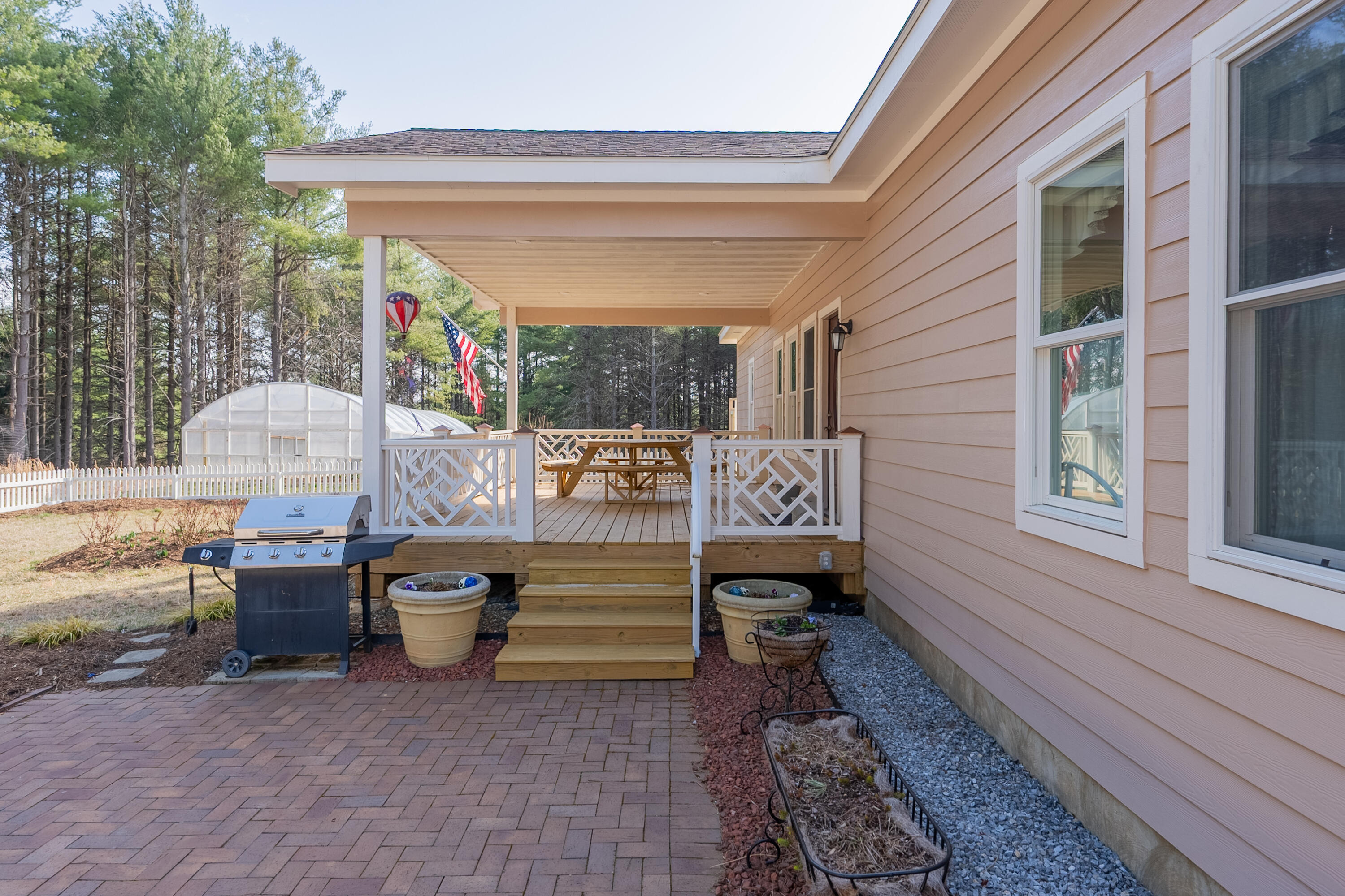 981 Alum Ridge Rd, Willis, Virginia image 2