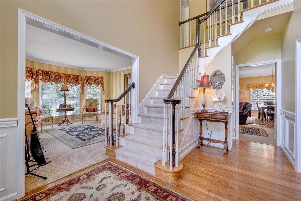 6020 Cavalier Dr, Roanoke, Virginia image 2