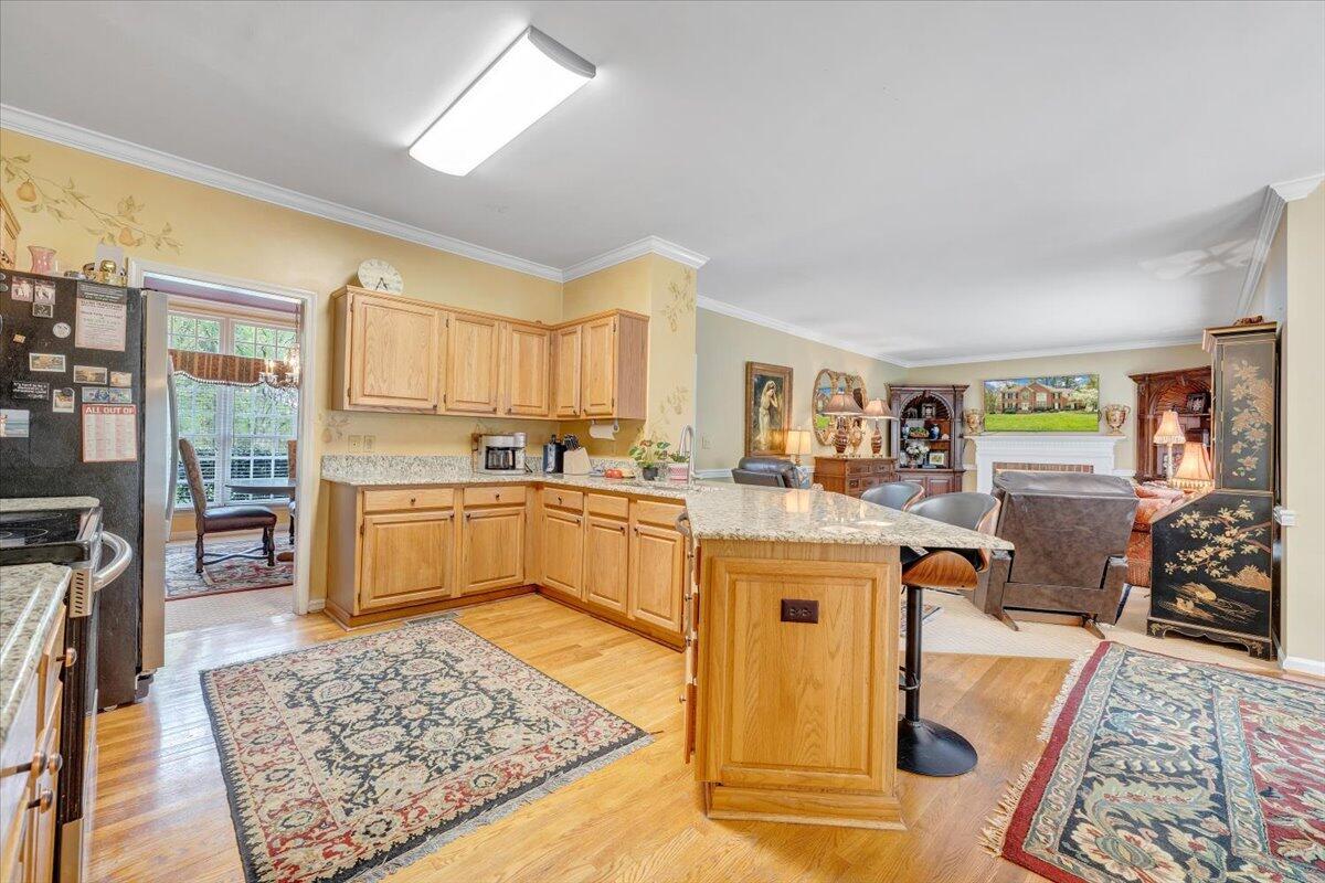 6020 Cavalier Dr, Roanoke, Virginia image 17