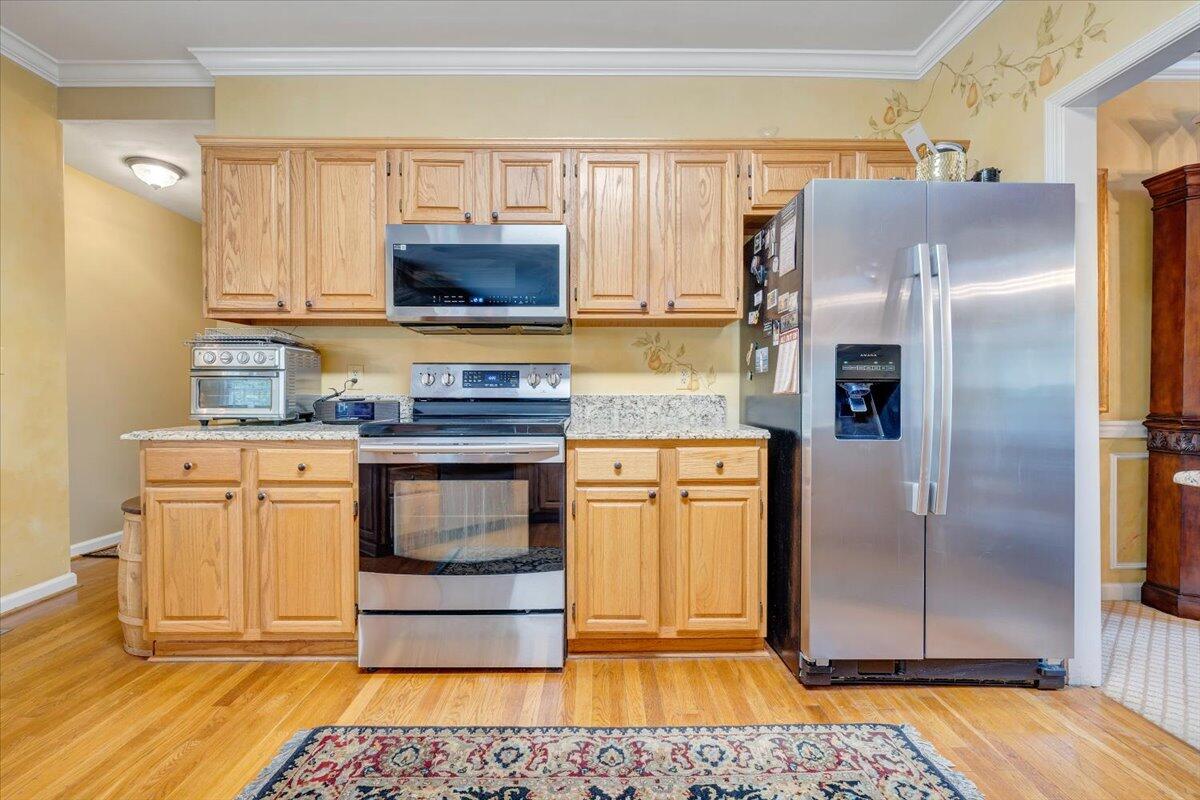 6020 Cavalier Dr, Roanoke, Virginia image 18