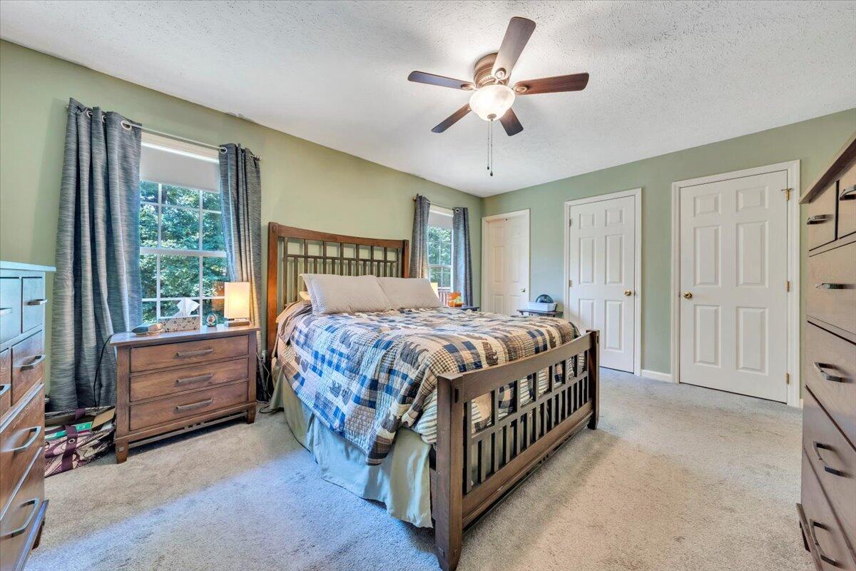 595 Iron Ridge Rd, Rocky Mount, Ohio image 24