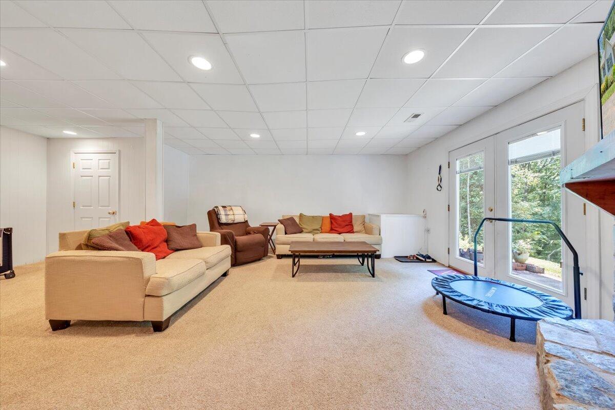 595 Iron Ridge Rd, Rocky Mount, Ohio image 30