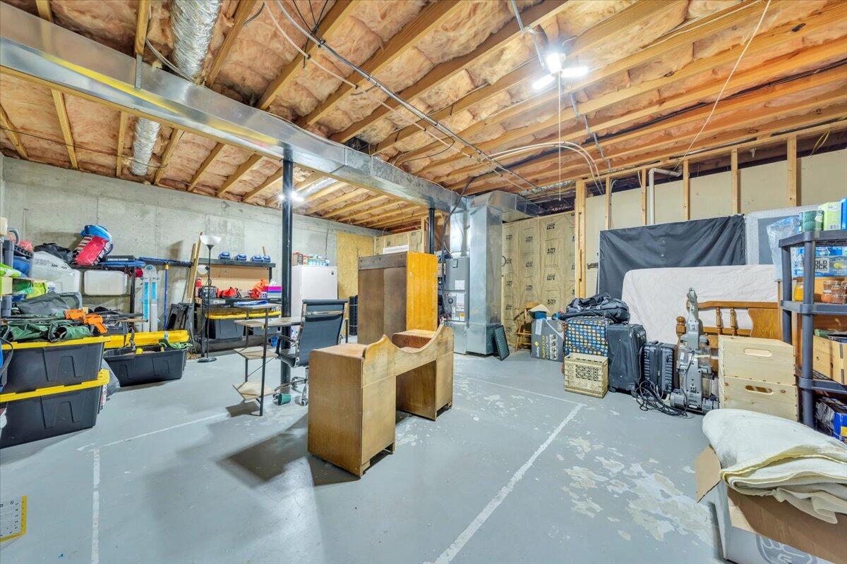 595 Iron Ridge Rd, Rocky Mount, Ohio image 38