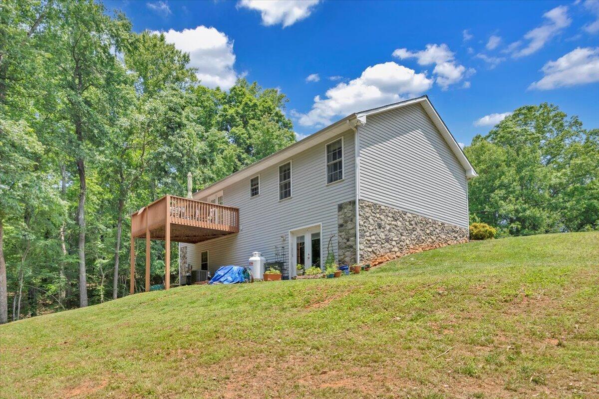 595 Iron Ridge Rd, Rocky Mount, Ohio image 50