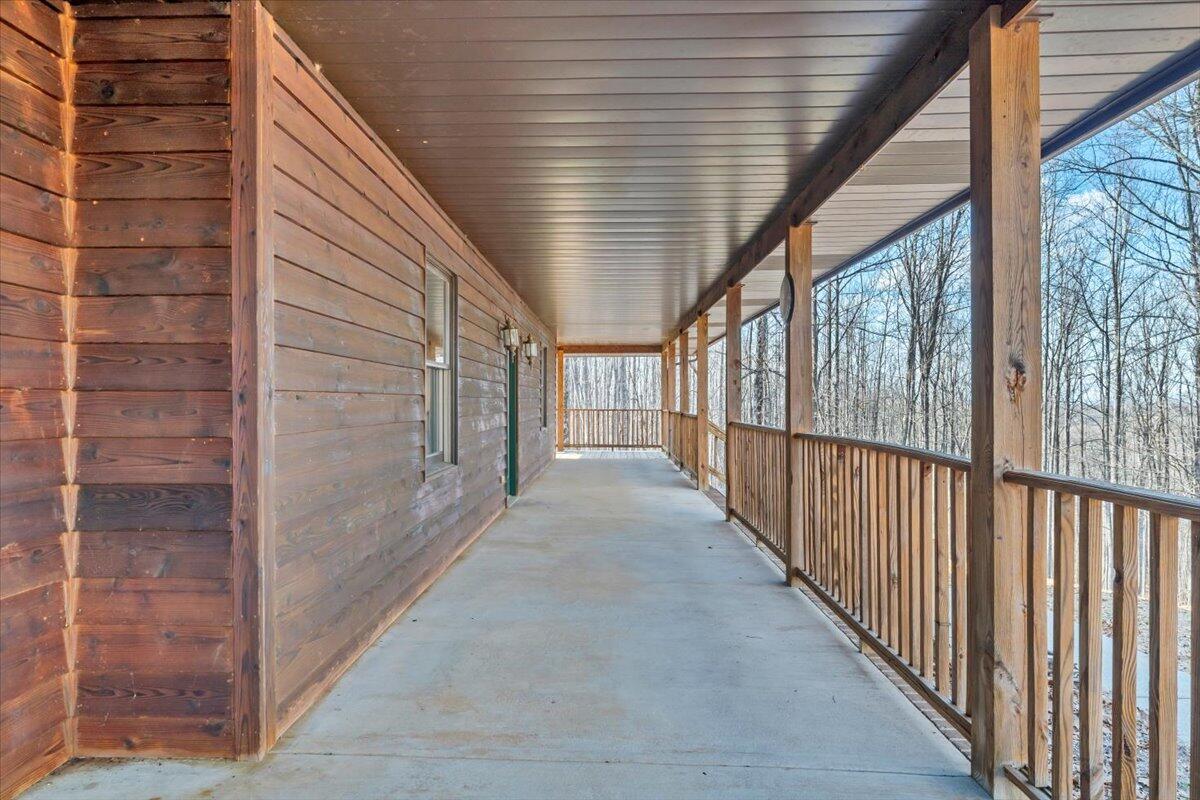 661 N Briar Mountain Rd, Callands, Virginia image 38