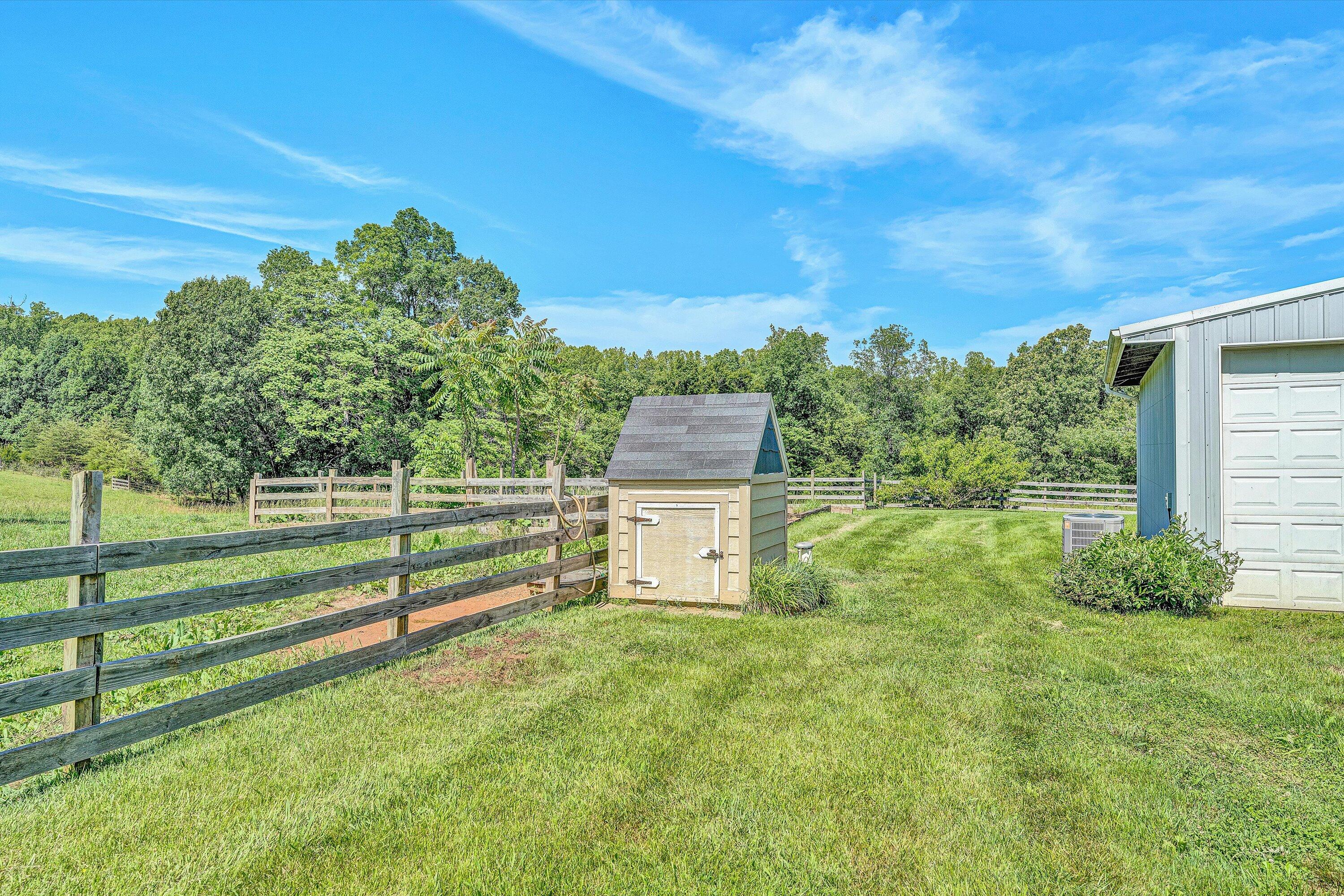 135 Holyfield Ln, Moneta, Virginia image 29