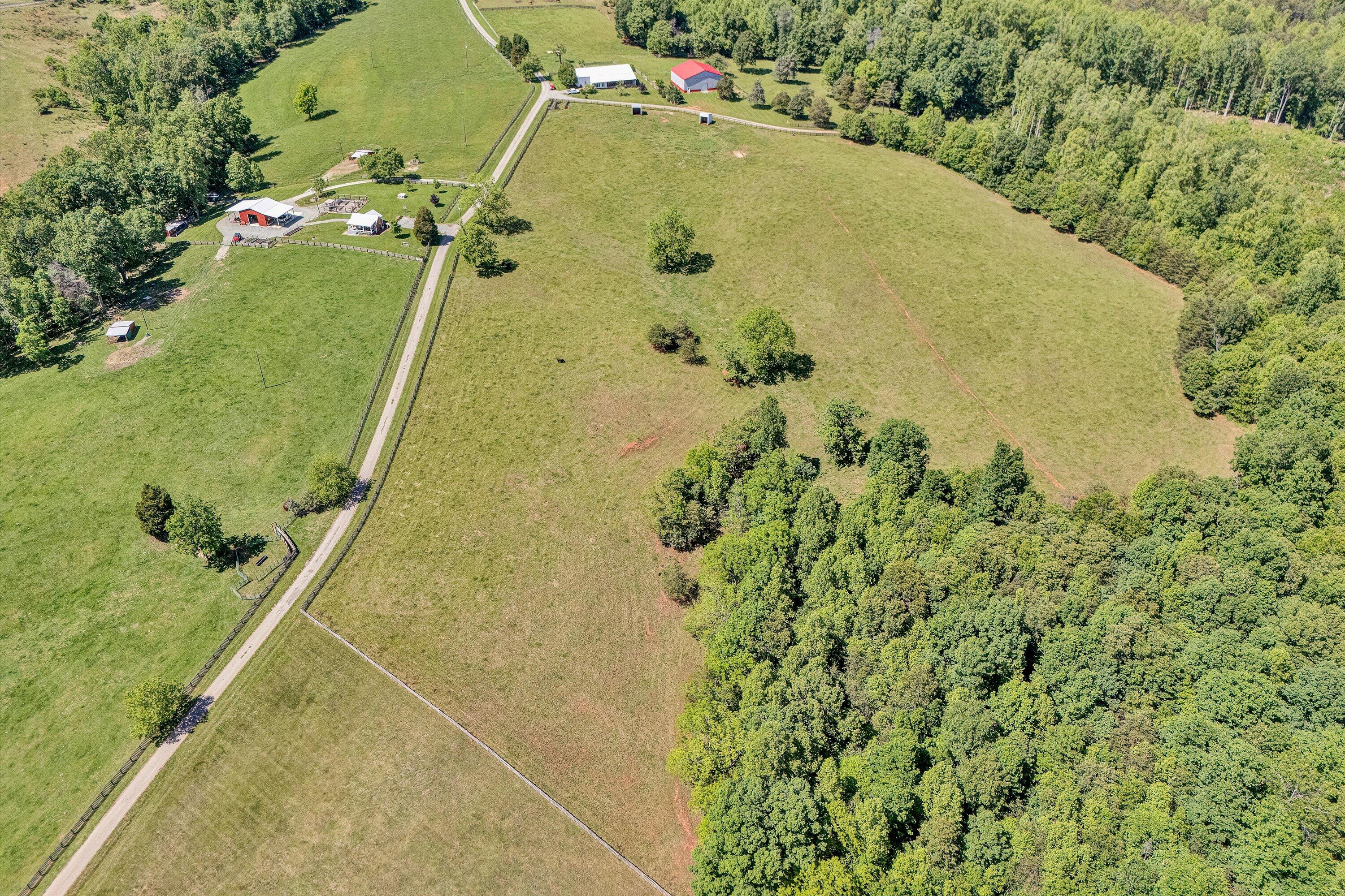 135 Holyfield Ln, Moneta, Virginia image 39