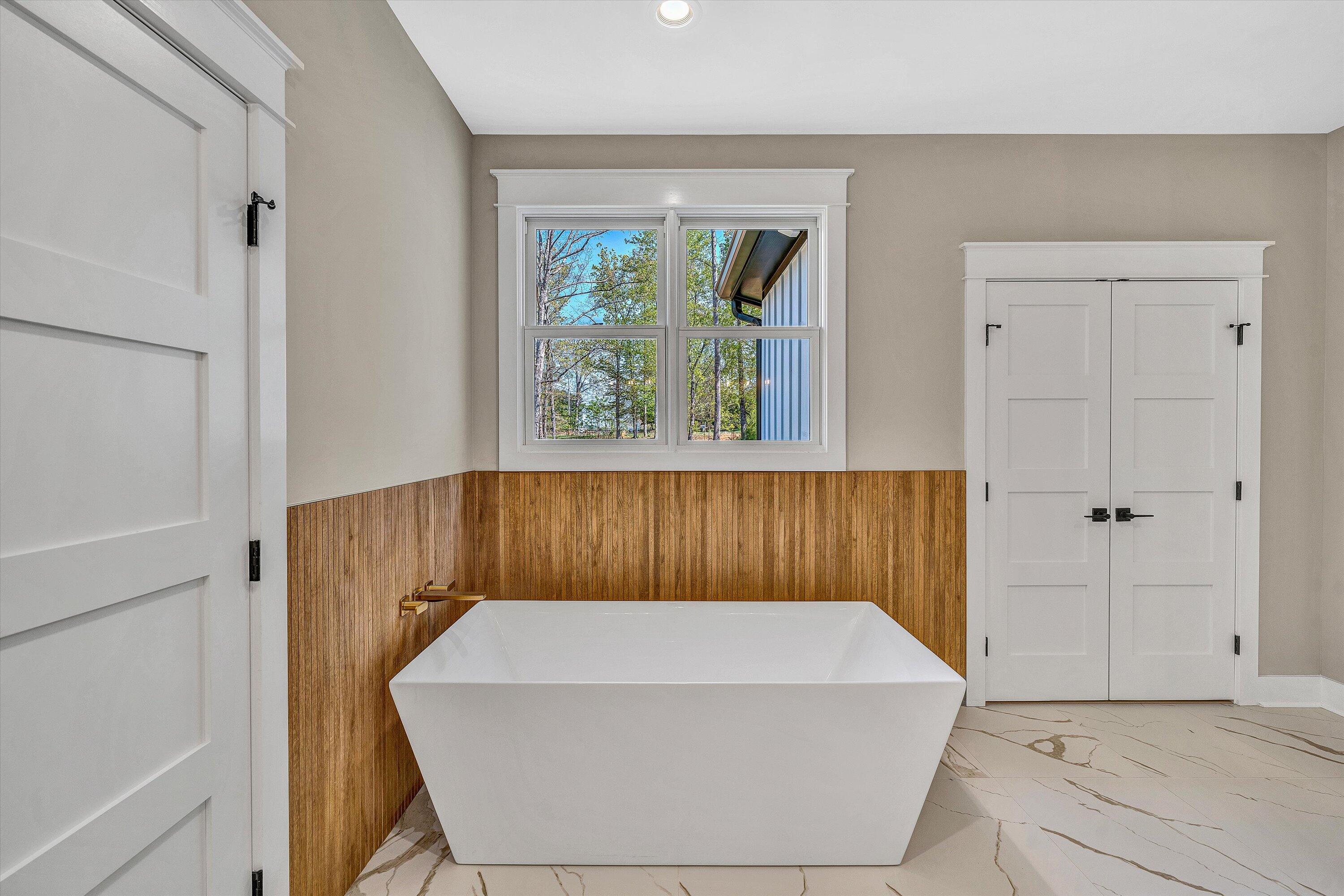 211 Big Cove Dr, Penhook, Virginia image 37