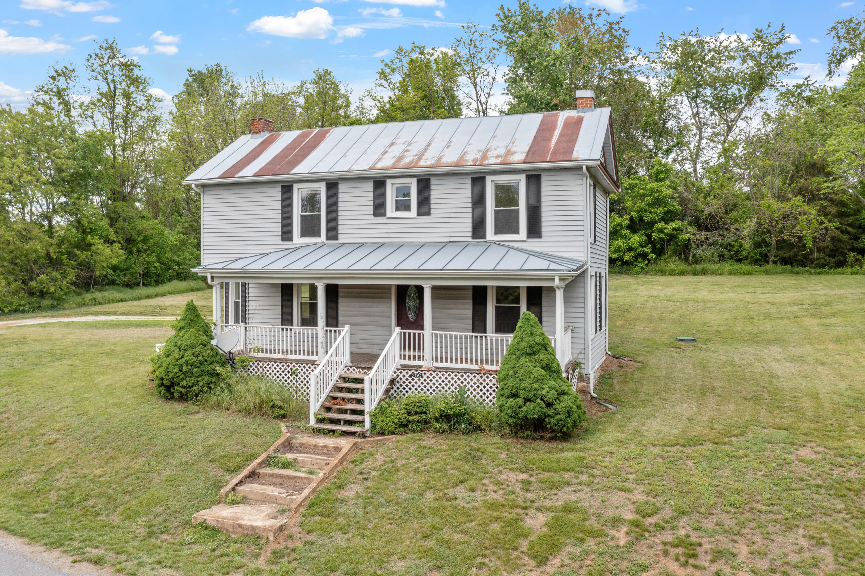 250 Old Hollow Rd, Buchanan, Virginia image 2