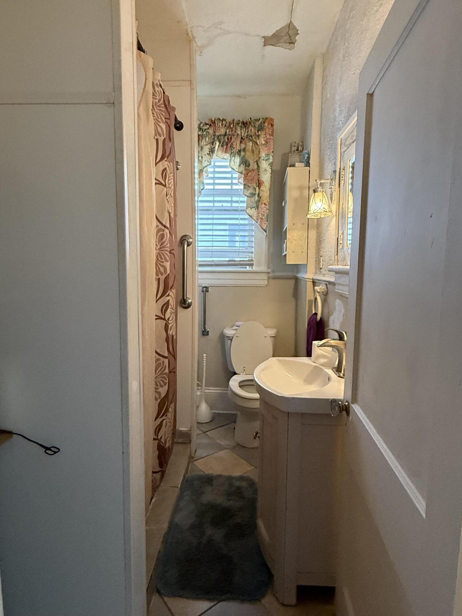 715 Highland Ave, Roanoke, Virginia image 5