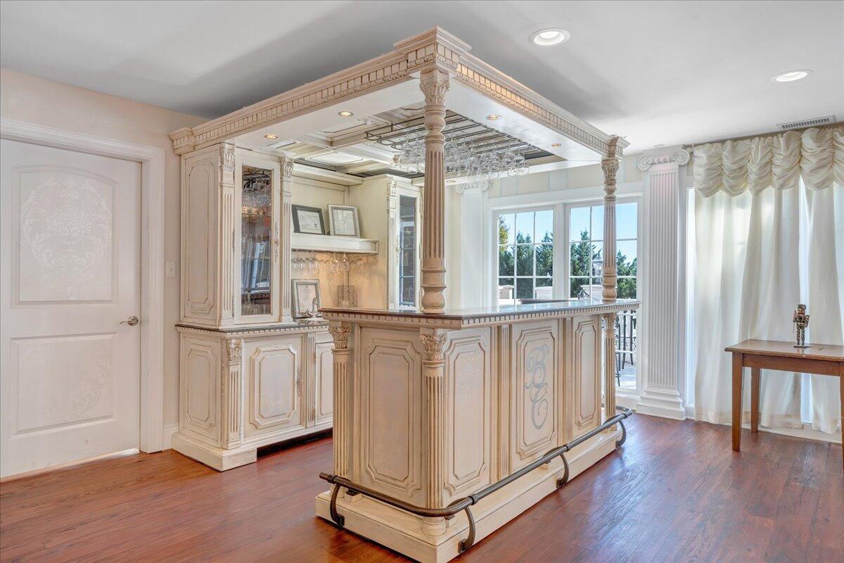 Bedford, Virginia 24523, United States, ,11 BathroomsBathrooms,Commercial,Active,239719